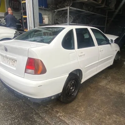 Volkswagen Polo Classic Çıkma Sağ Ön Kapı Beyaz