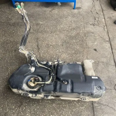 Volkswagen Polo HB Çıkma Yakıt Deposu 1997–2001 Uyumlu